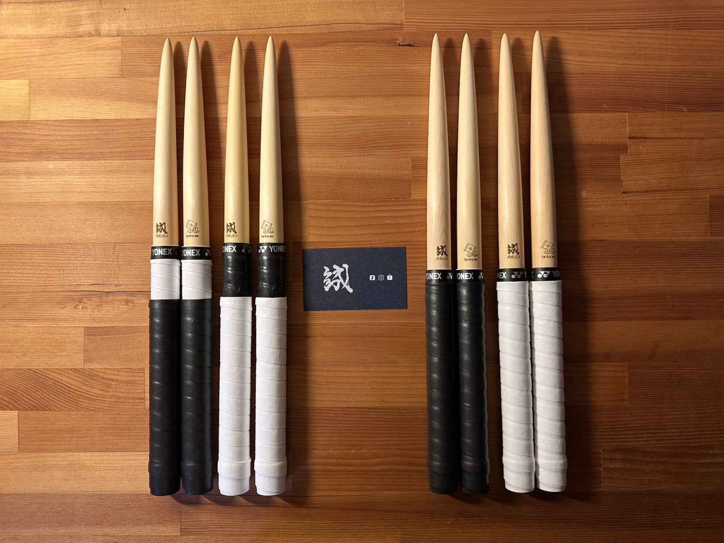 Makoto Hiba maibachi premium taiko drumstick — full length view 主圖